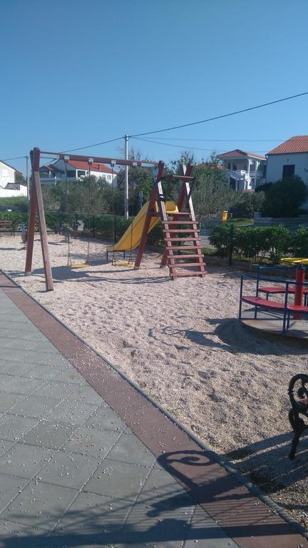 Holiday Home Pavica Vrsi Luaran gambar